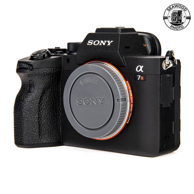 Sony A7RIV 60.2 MP Less Than 600 Shots Excellent