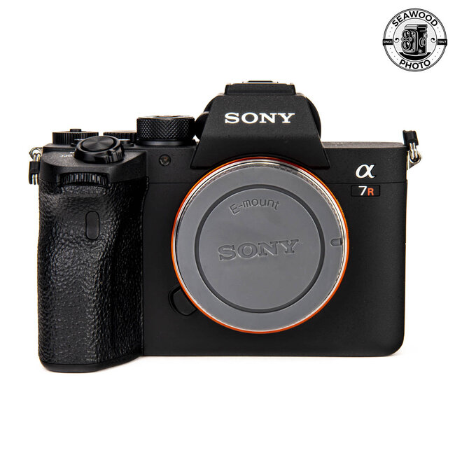 Sony A7RIV 60.2 MP Less Than 600 Shots Excellent