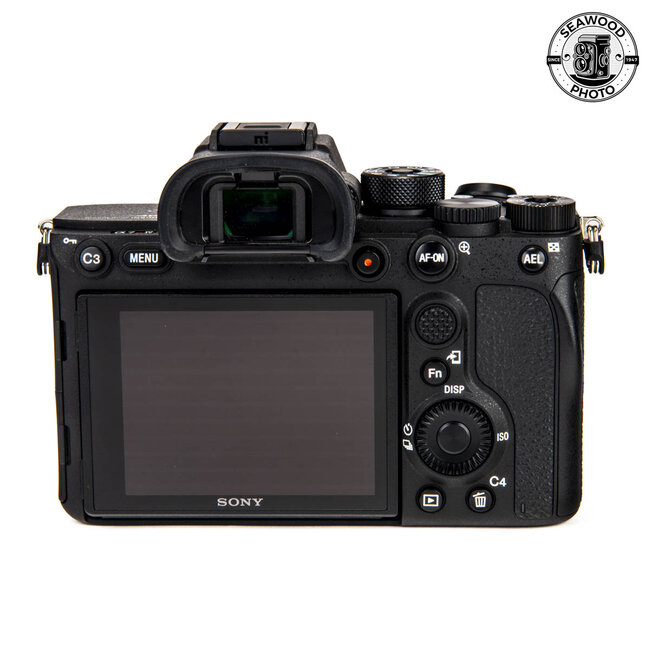 Sony A7RIV 60.2 MP Less Than 600 Shots Excellent