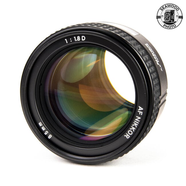 Nikon AF Nikkor 85mm f/1.8D GOOD+