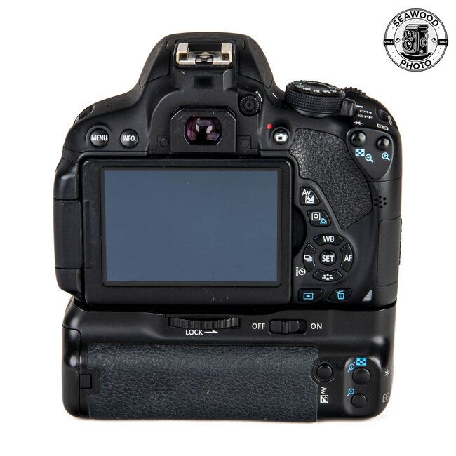 Canon EOS Rebel T5i, 18-55mm EFS, Battery Grip GOOD