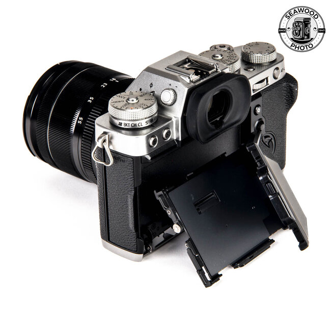 Fujifilm X-T3 w/ 18-55mm f2.8-4 R LM OIS GOOD