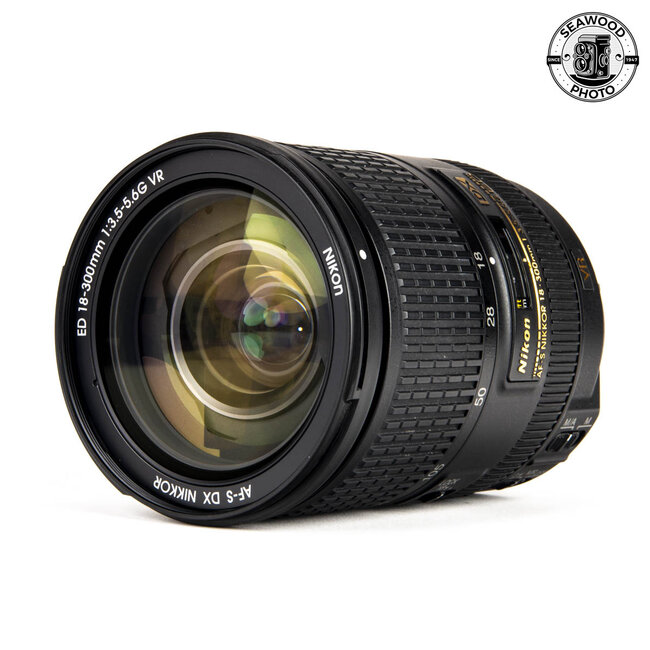 Nikon 18-300mm f3.5-5.6G ED VR DX GOOD+