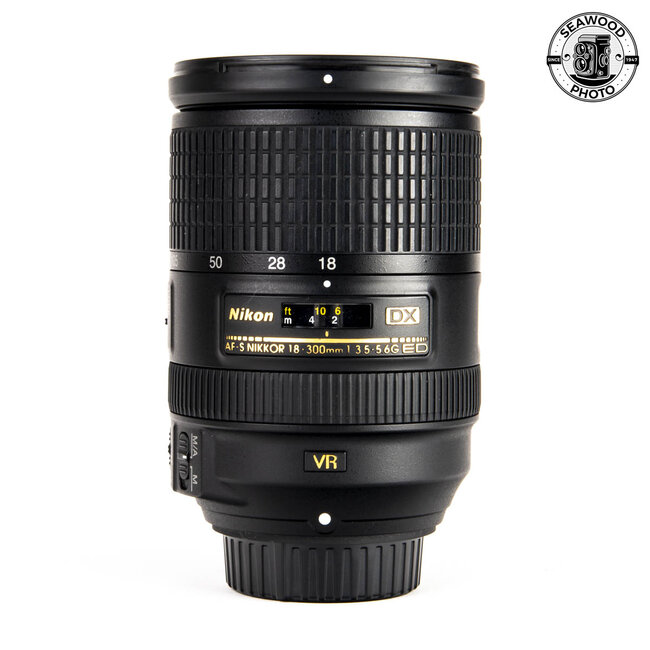 Nikon 18-300mm f3.5-5.6G ED VR DX GOOD+