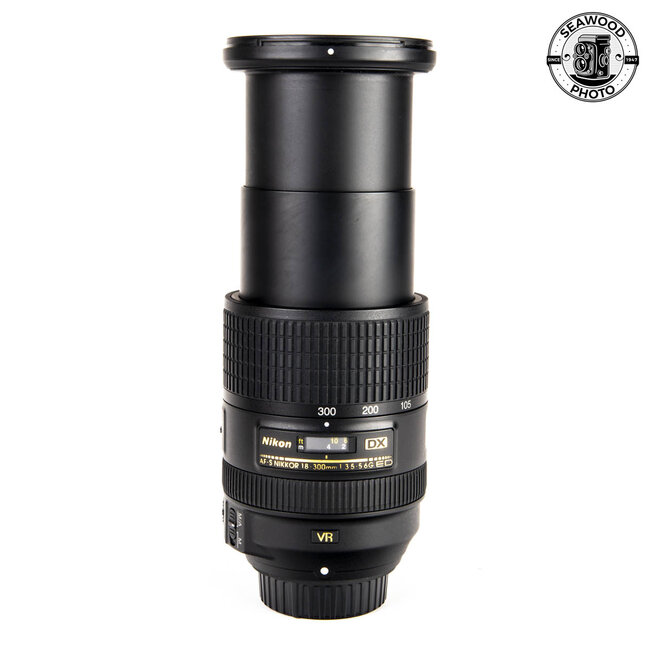 Nikon 18-300mm f3.5-5.6G ED VR DX GOOD+