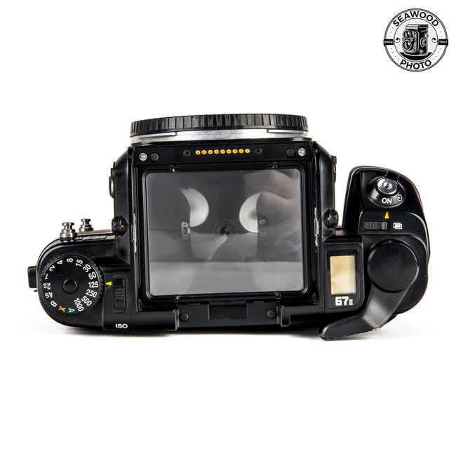 Pentax 67 II Body Only FOR PARTS