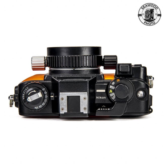Nikonos V Amphibious Camera w/Nikkor 35mm f/2.5 GOOD+