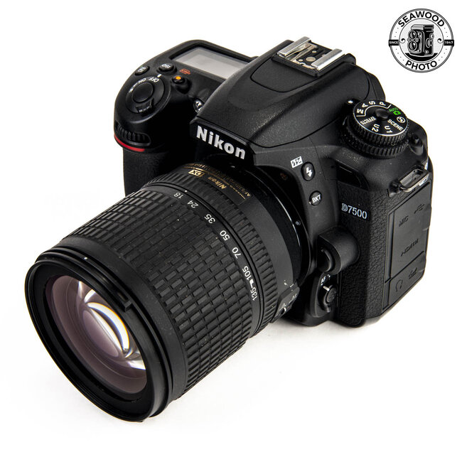 Nikon D7500 w/18-135mm f3.5-5.6 ED DX GOOD