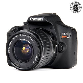 Canon Canon Rebel EOS T7 w/ 18-55mm f3.5-5.6 II GOOD