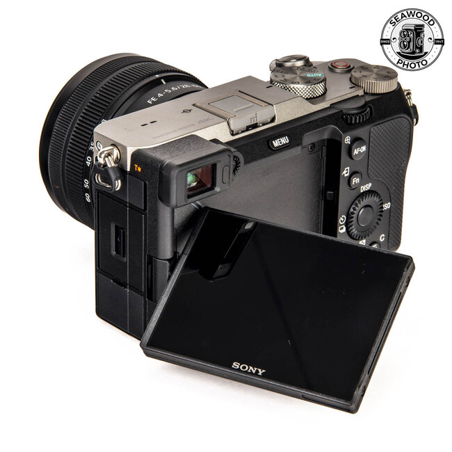 Sony A7C Silver w/ 28-60mm f/4-5.6 LOW SHUTTER COUNT 24.2 MP GOOD+
