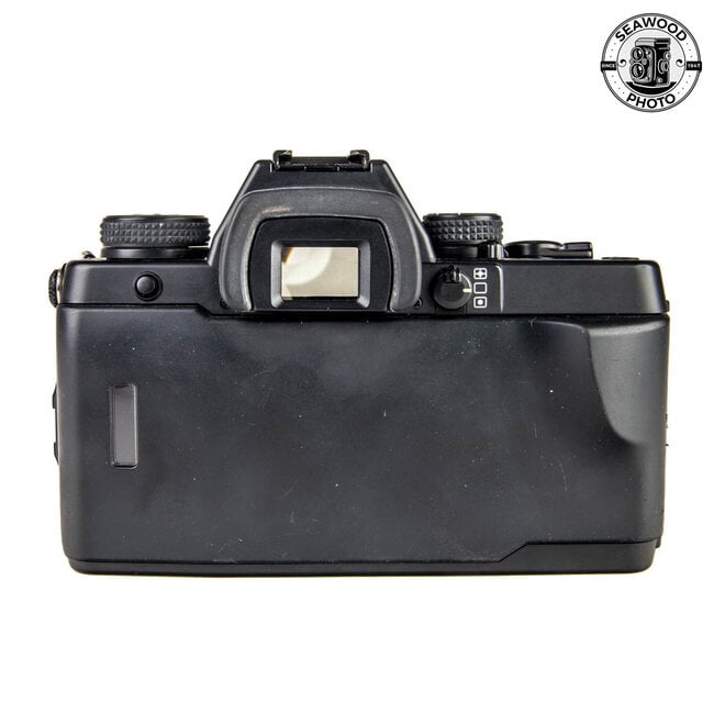 Contax Aria w/ Zeiss 28mm f/2.8 Distagon T* GOOD
