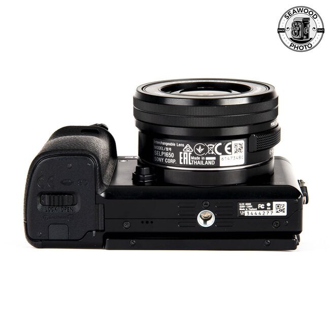 Sony a6000 24.3MP w/ 16-50mm f/3.5-5.6 LOW SHUTTER GOOD+