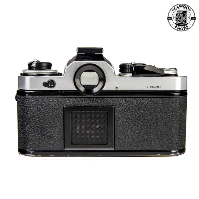 Nikon FE w/ Nikkor 50mm f/1.4 Ai GOOD+