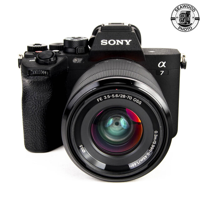 Sony a7 IV 33MP w/28-70mm f/3.5-5.6 LOW SHUTTER EXCELLENT