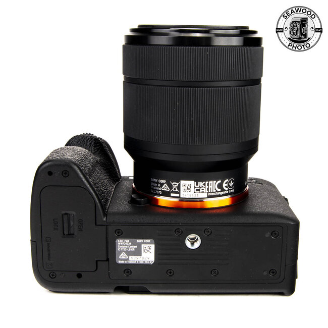 Sony a7 IV 33MP w/28-70mm f/3.5-5.6 LOW SHUTTER EXCELLENT