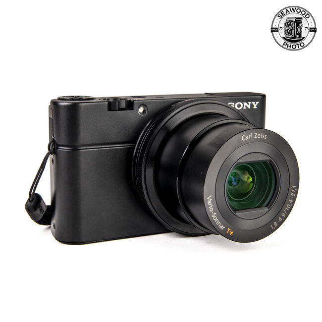 Sony RX100 20.2MP Point & Shoot EXCELLENT