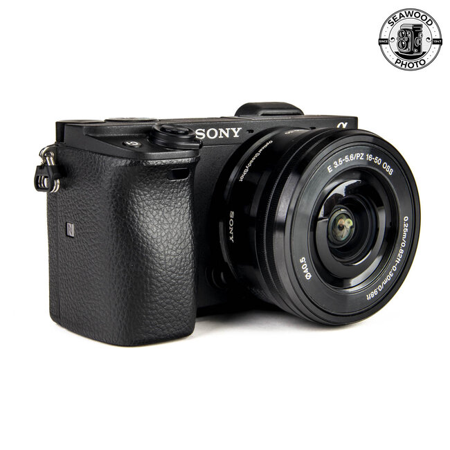 Sony a6300 24MP w/ 16-50mm OSS GOOD+