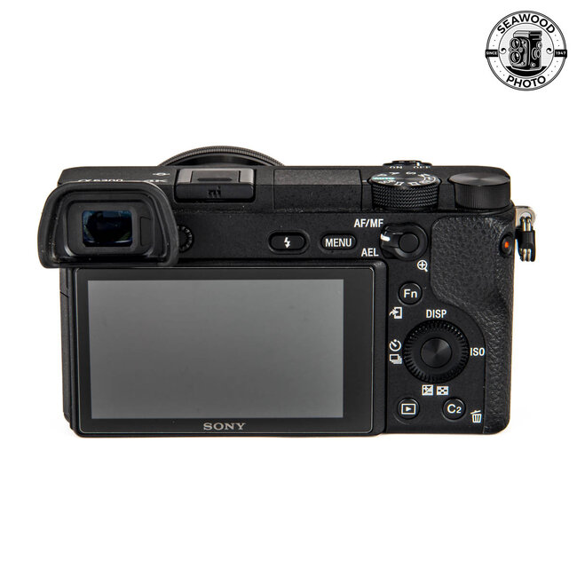 Sony a6300 24MP w/ 16-50mm OSS GOOD+