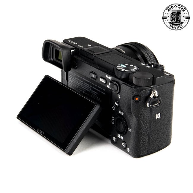 Sony a6300 24MP w/ 16-50mm OSS GOOD+
