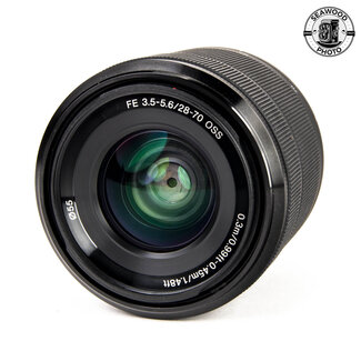 Sony Sony FE 28-70mm f/3.5-5.6 GOOD+