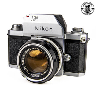 Nikon Nikon F w/ Nikkor 50mm f/1.4 (NO METER) GOOD