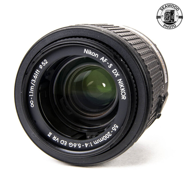 Nikon D5300 w/ 2 Lens Kit GOOD+