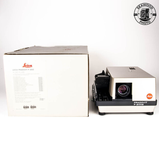 Leica Pradovit P-2002 Slide Projector EXCELLENT