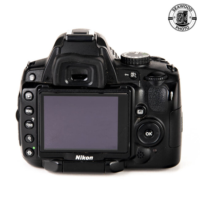 Nikon D5000 w/ 2 Lens Kit GOOD