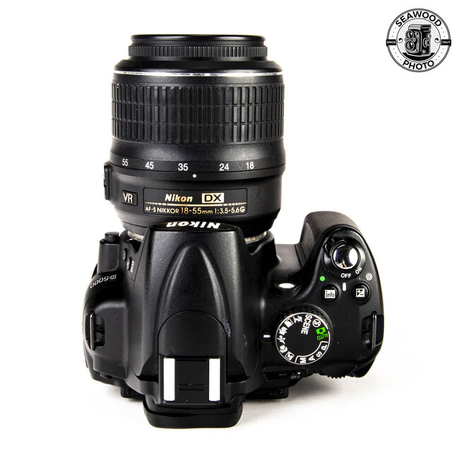 Nikon D5000 w/ 2 Lens Kit GOOD