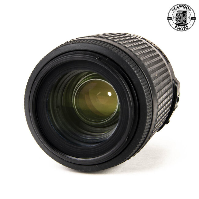 Nikon D5000 w/ 2 Lens Kit GOOD