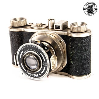 Adox Adrette with  Schneider 50mm f/2.9 Radionar GOOD-