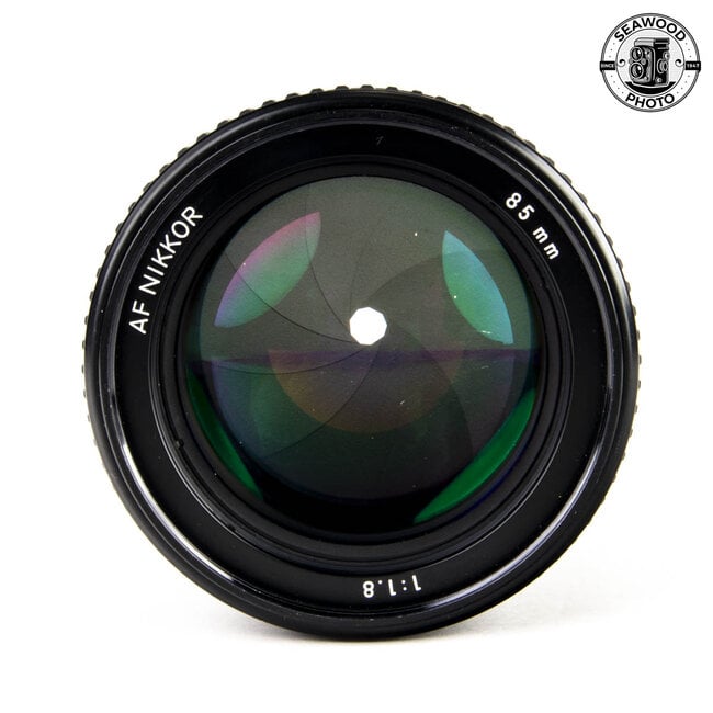 Nikon AF Nikkor 85mm f/1.8 GOOD