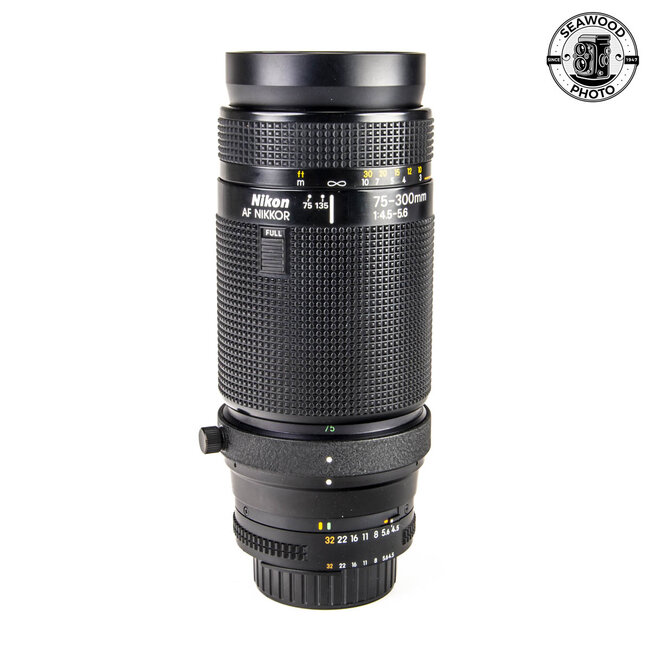 Nikon AF 75-300mm f4.5-5.6 LIKE NEW