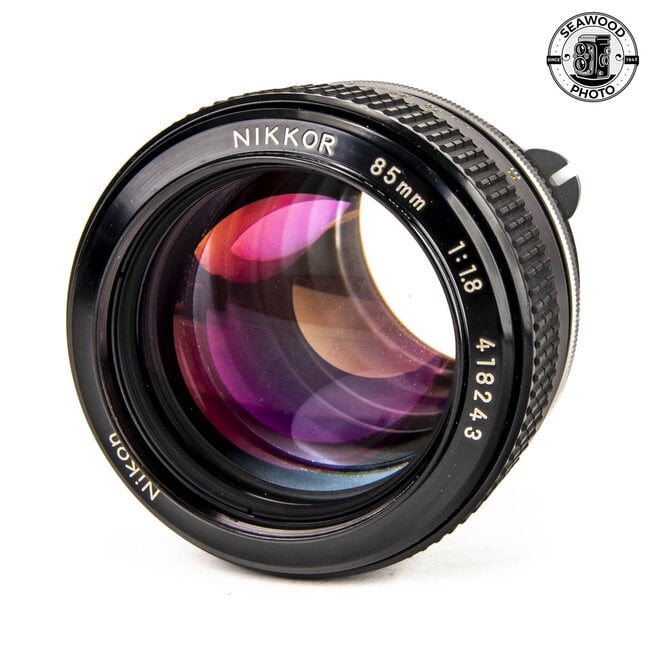 Nikon Nikkor 85mm f/1.8 Non Ai GOOD+