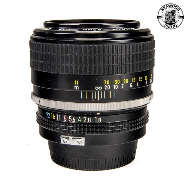 Nikon Nikkor 85mm f/1.8 Non Ai GOOD+