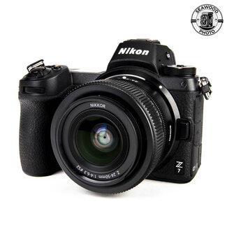 Nikon Nikon Z7 45.7MP  w/24-50mm f/4-6.3 and 512 CF Express Excellent