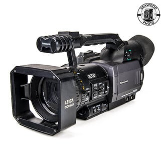 Panasonic Panasonic AG-DVX100B 3CCD 24P MiniDV Camcorder GOOD+
