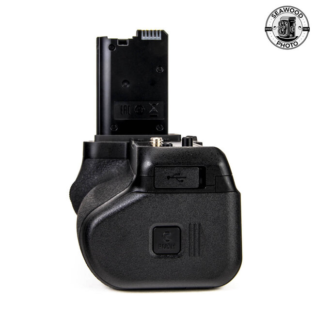 Nikon MB-N11 Power Battery Pack w/ Vertical Grip Z 6 II and Z 7 II LIKE NEW