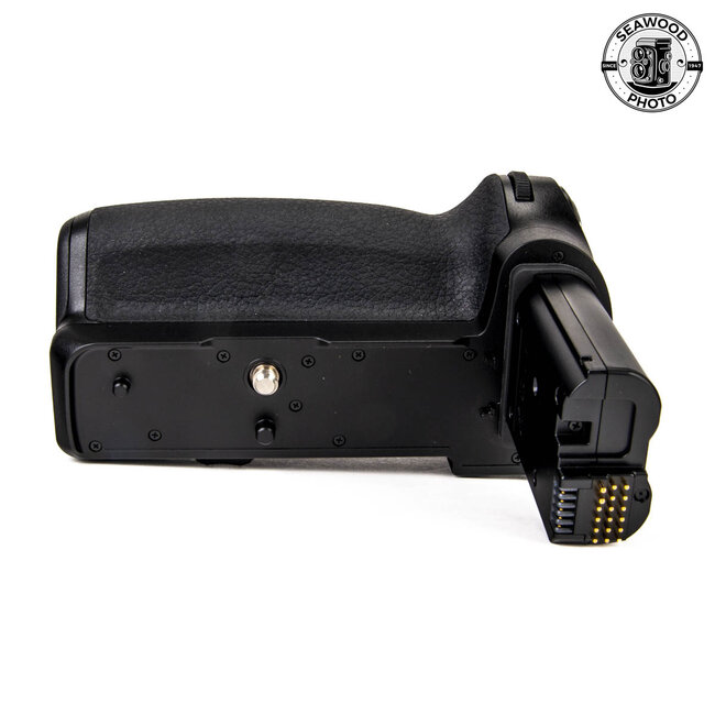 Nikon MB-N11 Power Battery Pack w/ Vertical Grip Z 6 II and Z 7 II LIKE NEW