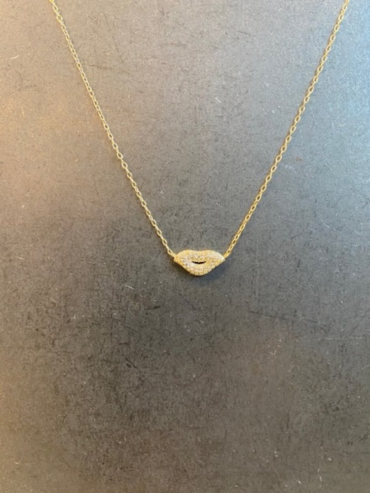 NYC C&C Crystal Delicate Necklace