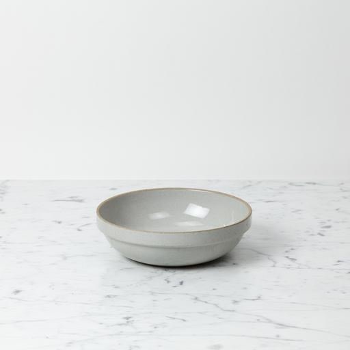 Hasami Porcelain Round Bowl - Medium - Gloss Grey - 7 1/4" x 2"