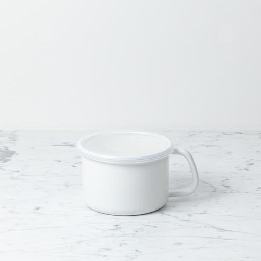 Noda Horo Enamel Food Container w/ Plastic Lid - Short - 1.5 Liter