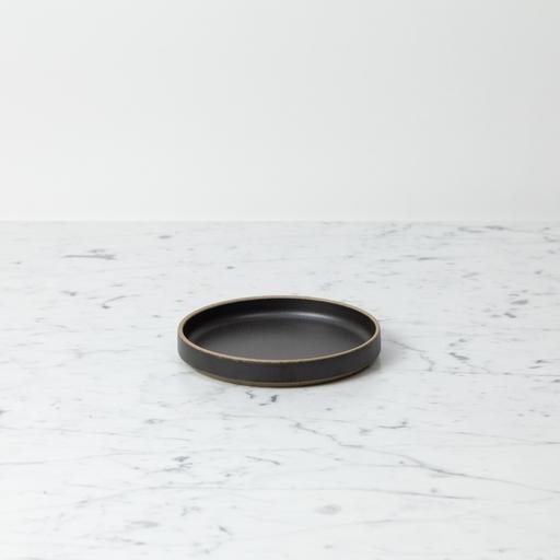 Hasami Hasami Porcelain Plate - Black - 5.5/8" x 7/8" HPB002