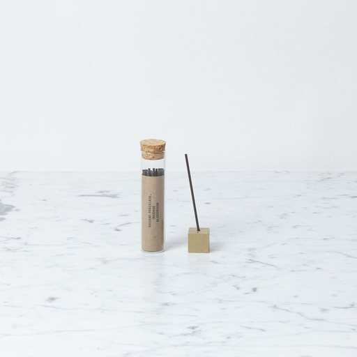 Hasami Hasami Incense - Aloeswood - 20 minutes - 24 pieces