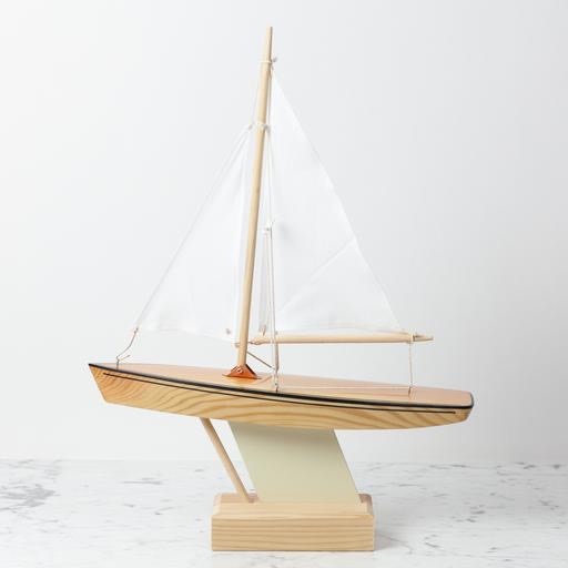 Constellation Pond Yacht - Natural 