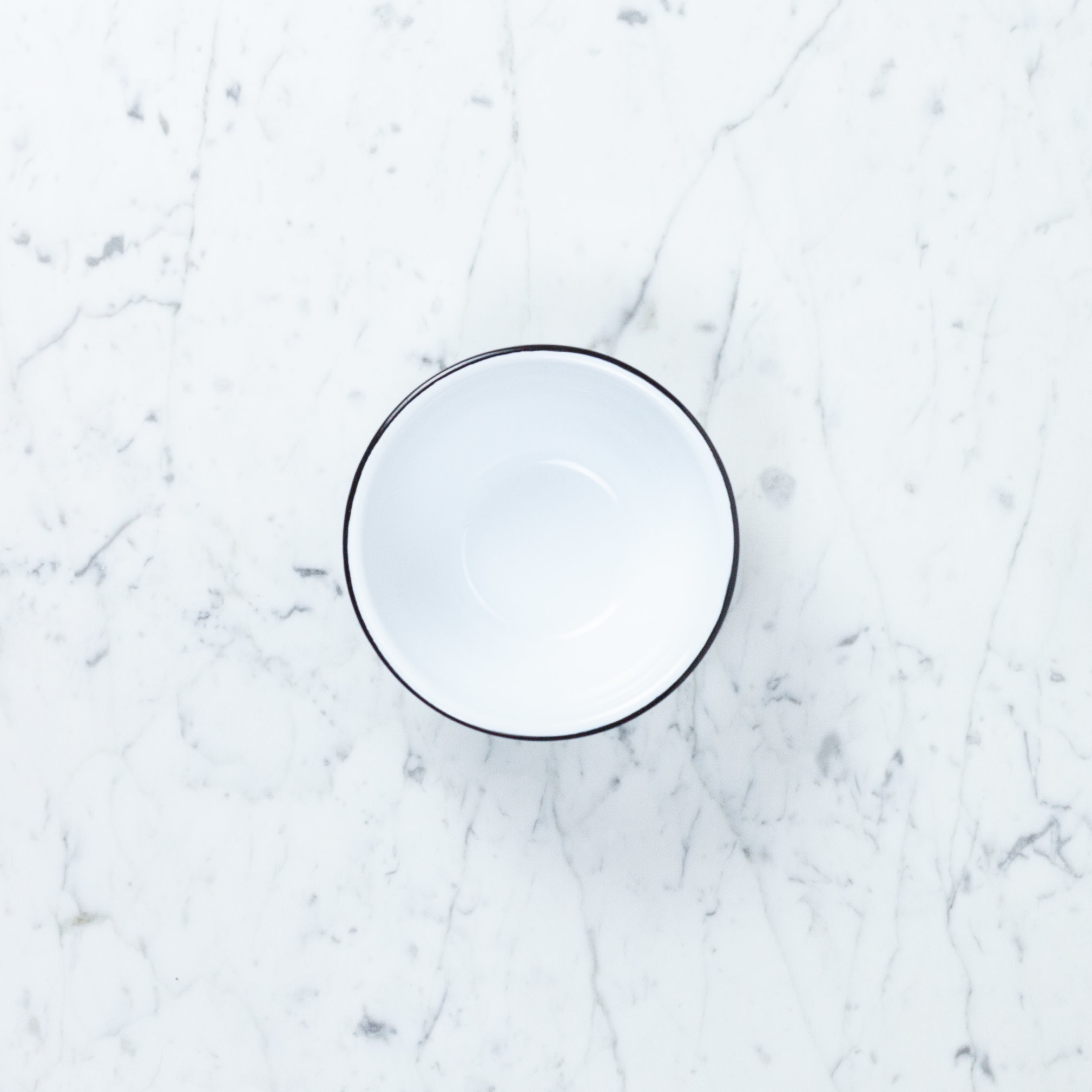 Black + White Enamel Bowl - 6.25" - 20oz