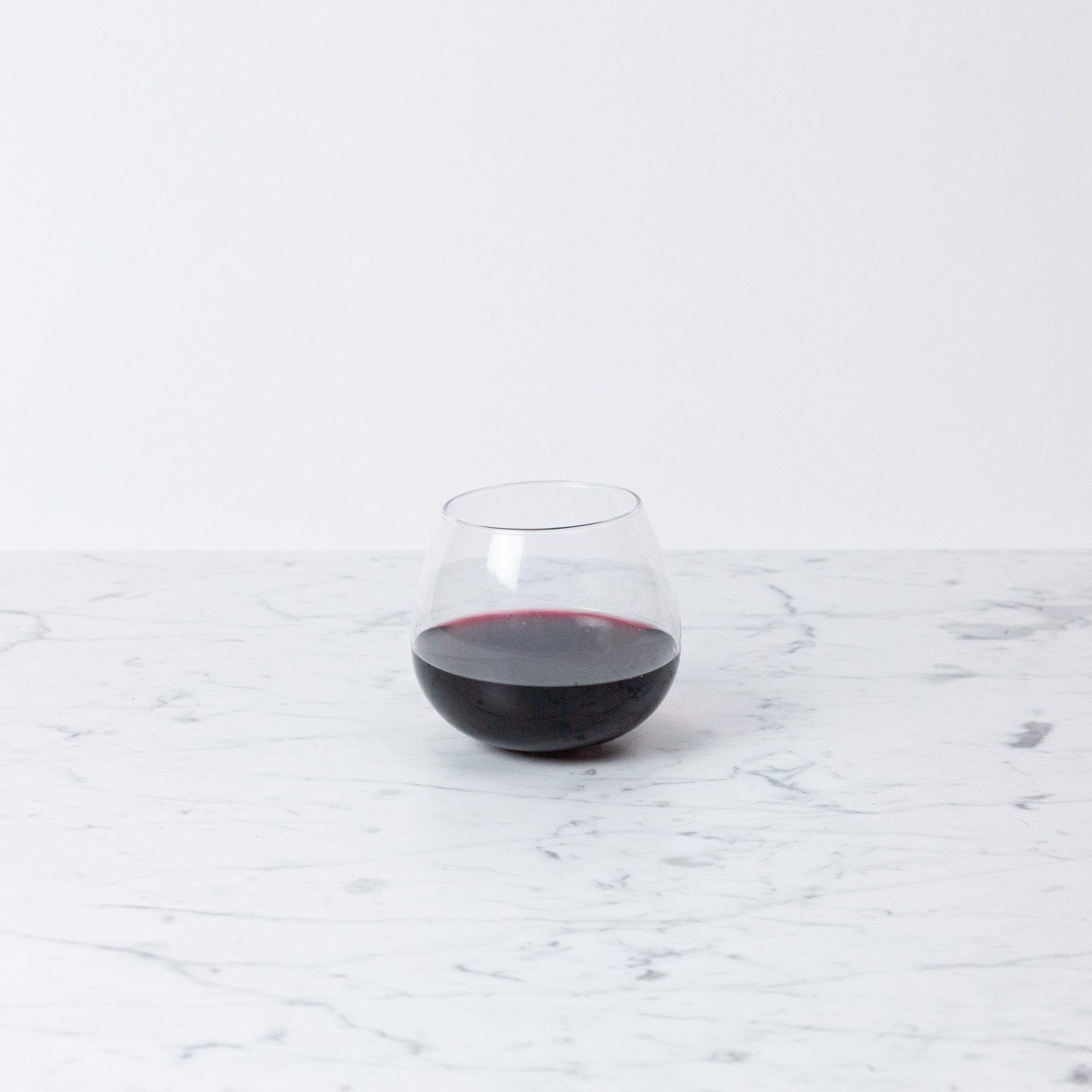 Japanese Wobbling Round Bottom Wine Glass - 17 oz