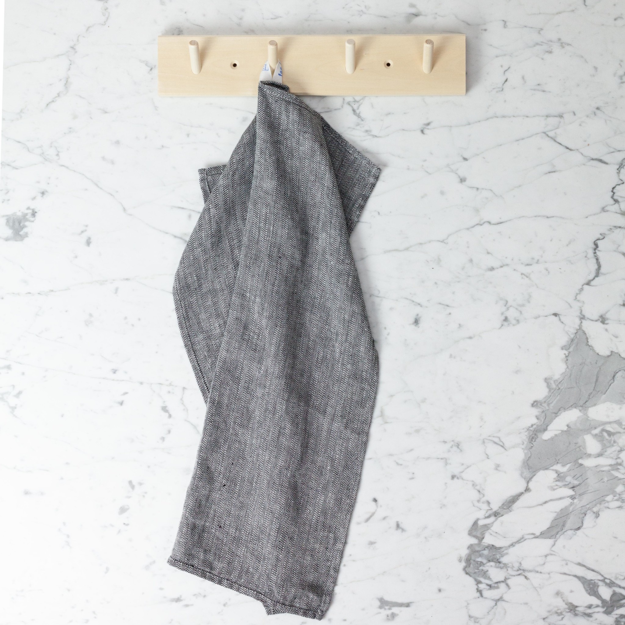 Lithuanian Linen Kitchen Cloth - Black Herringbone