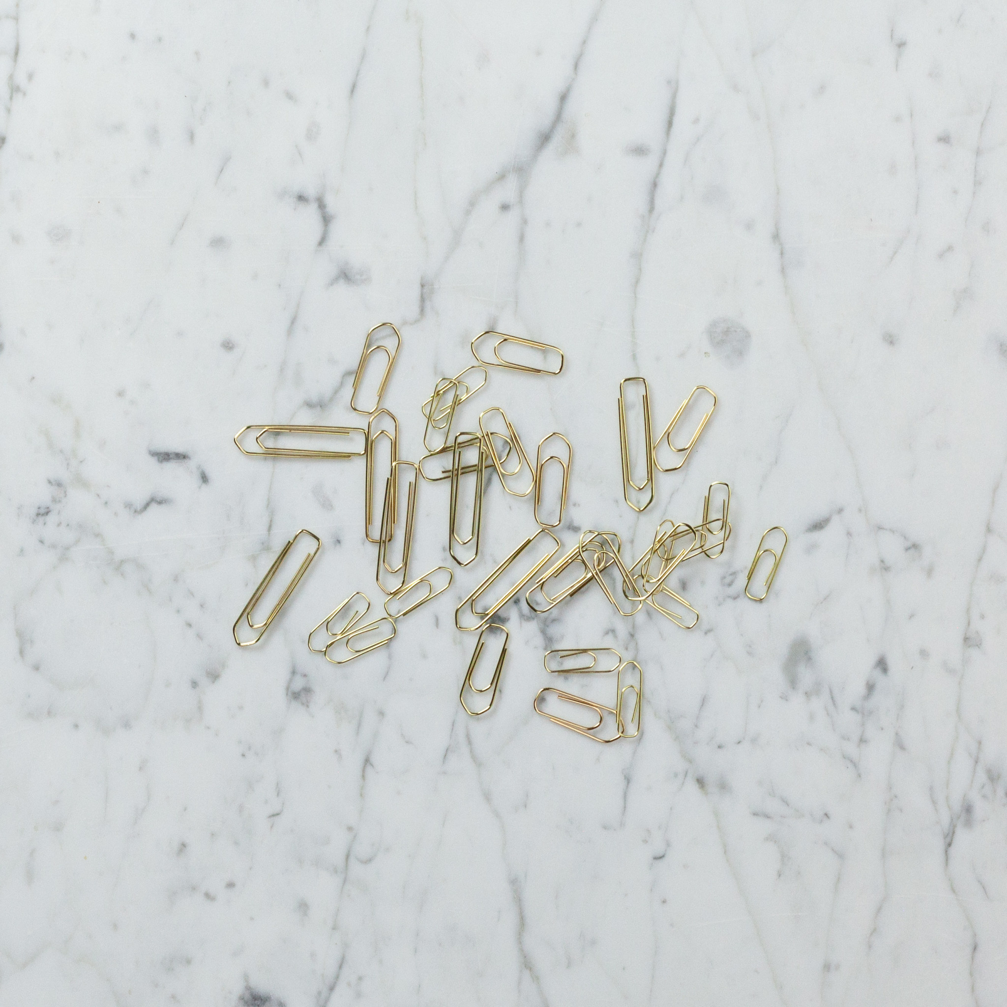 20 Assorted Brass Plated Paper Clips in Muslin Bag - 20 grams