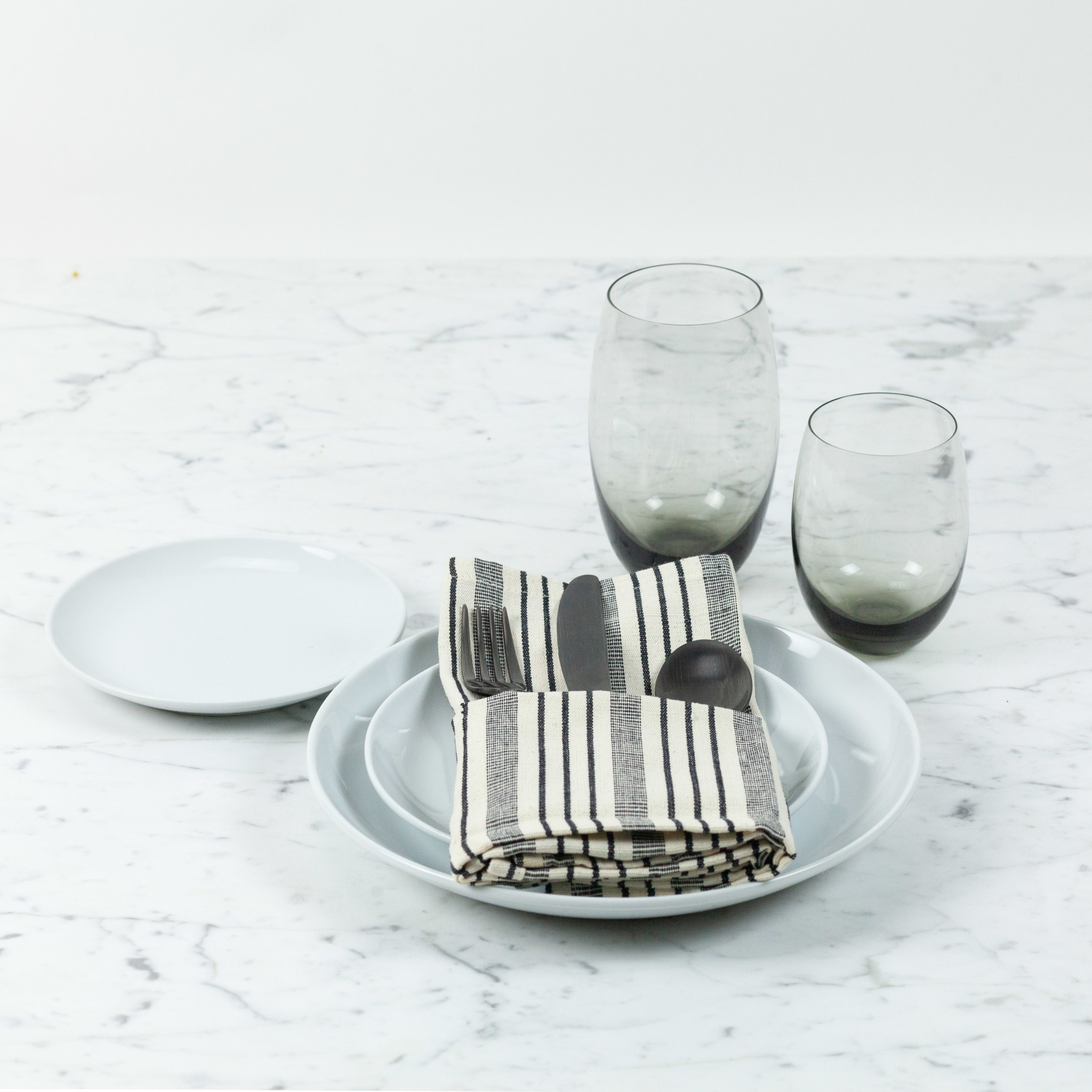 Common Everyday White Porcelain Plate - 6" Appetizer